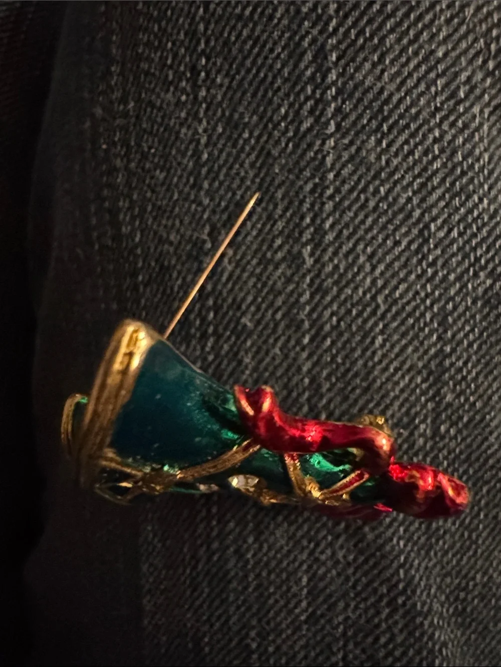 SFJ Vintage Christmas Bells Brooch Pin Green Enamel Red Bow Rhinestone 1990s